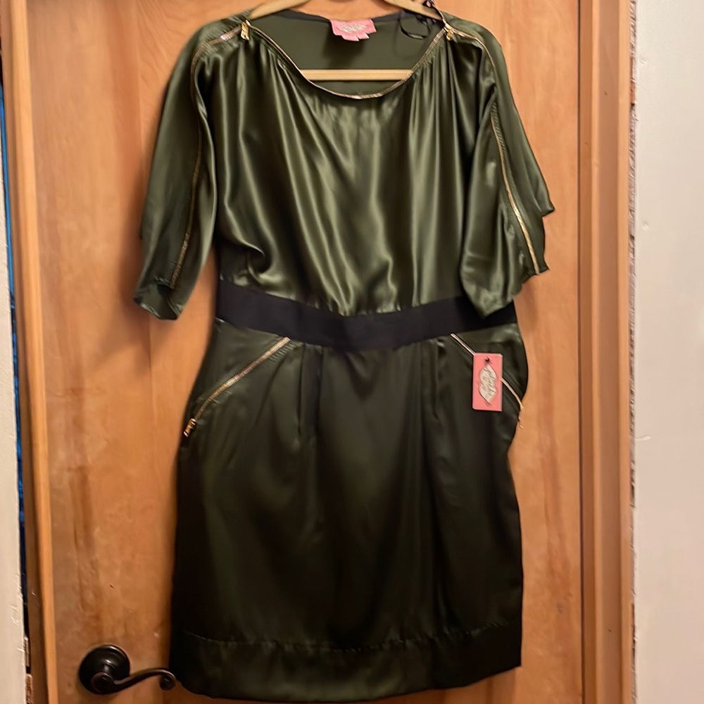 Phoebe Couture 100% silk dress